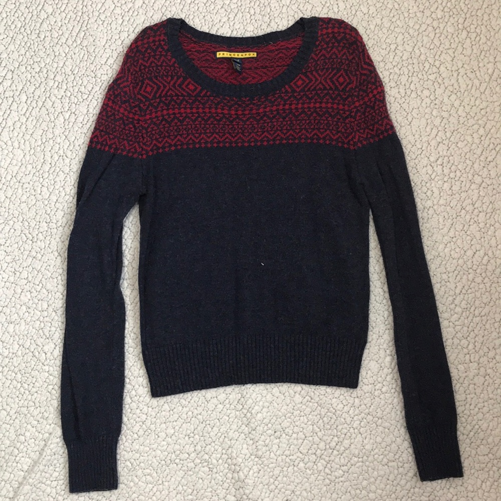Girls/Women’s Aeropostale Prince and Fox Sweater